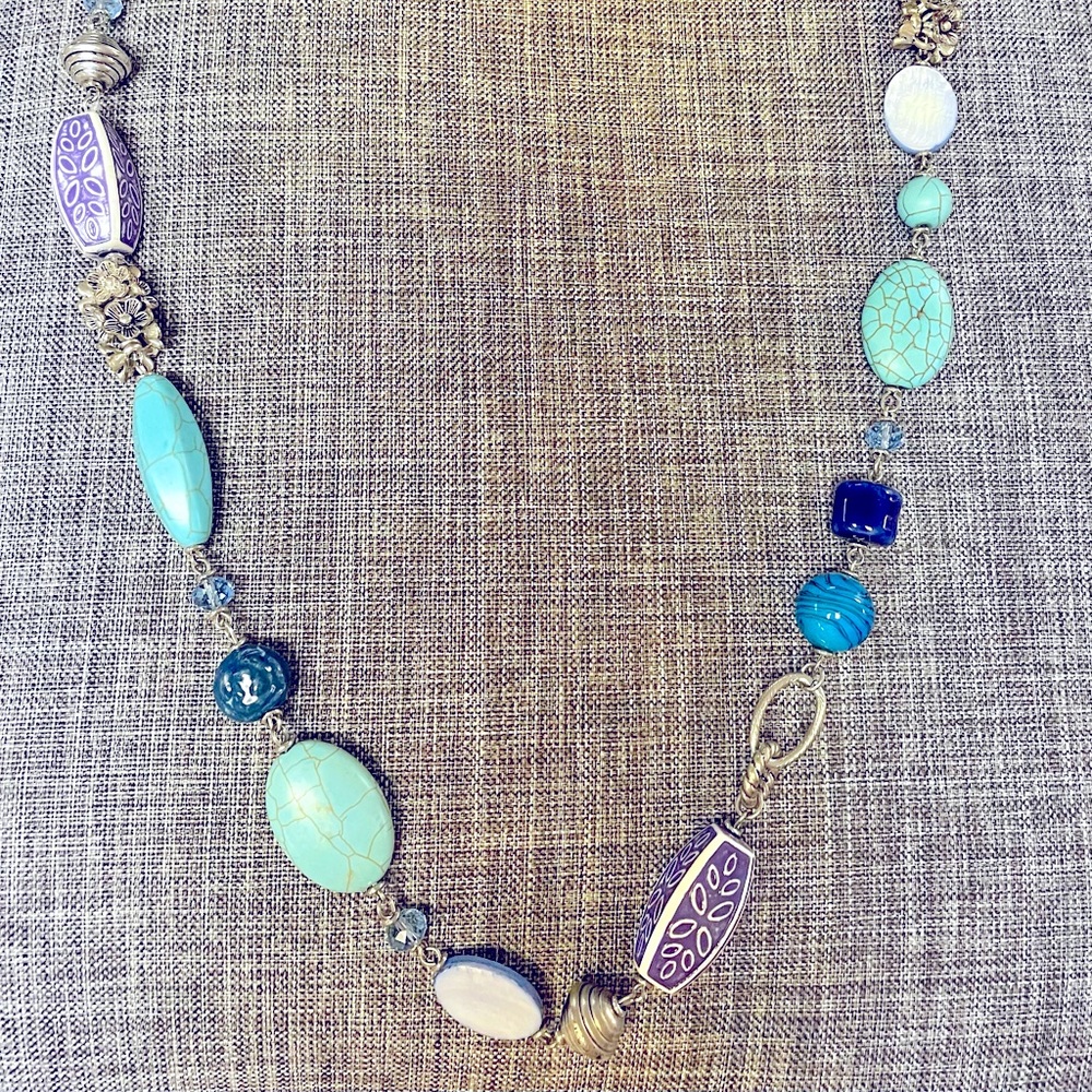 Premier Designs 18” necklace.
